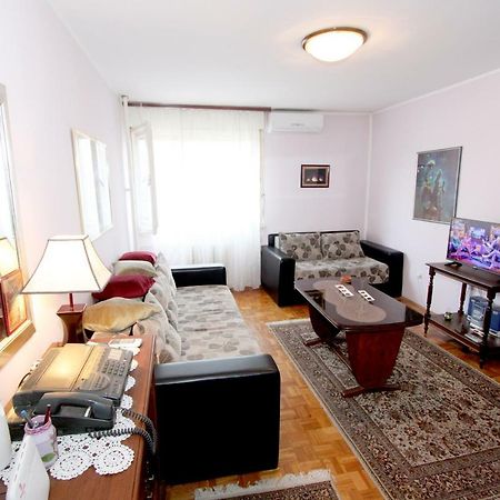 Bohemian Rhapsody Nbg Apartment Belgrad Exterior foto