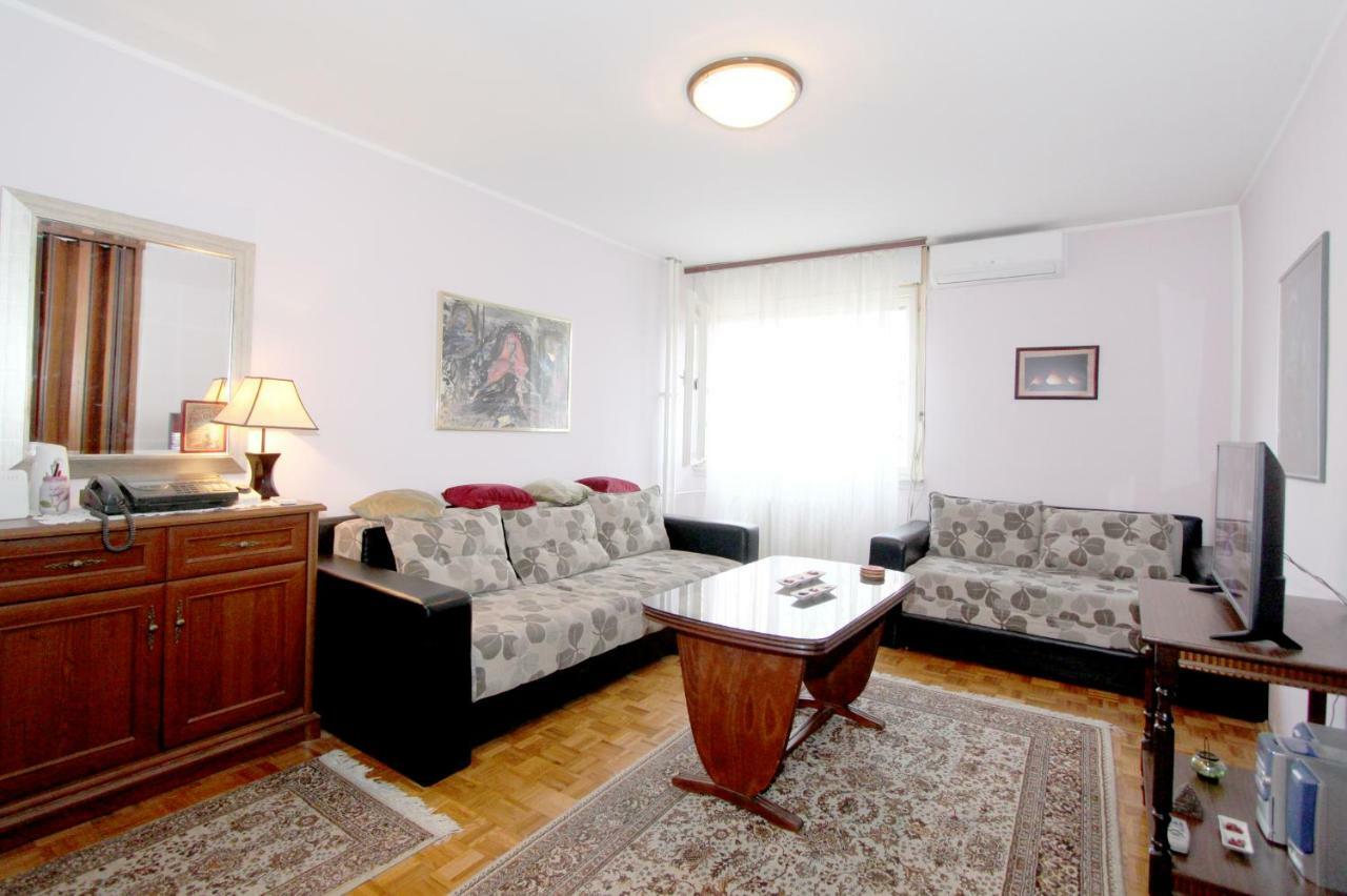 Bohemian Rhapsody Nbg Apartment Belgrad Exterior foto