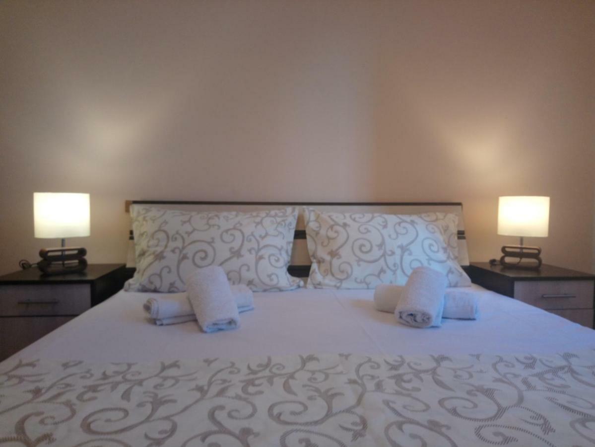 Bohemian Rhapsody Nbg Apartment Belgrad Exterior foto